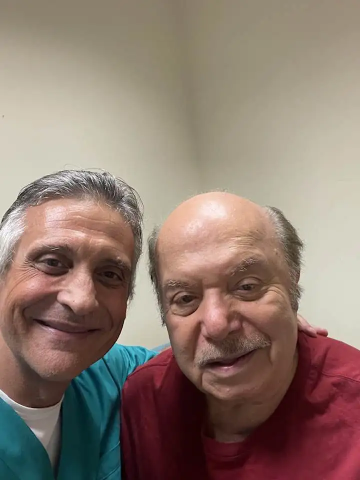 Il Dr Fermanelli con Lino Banfi Il Dr Fermanelli con Lino Banfi dietro le quinte di Ballando con le stelle