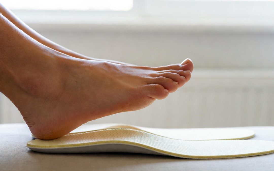 Dolore ai piedi dopo l’estate: perché succede